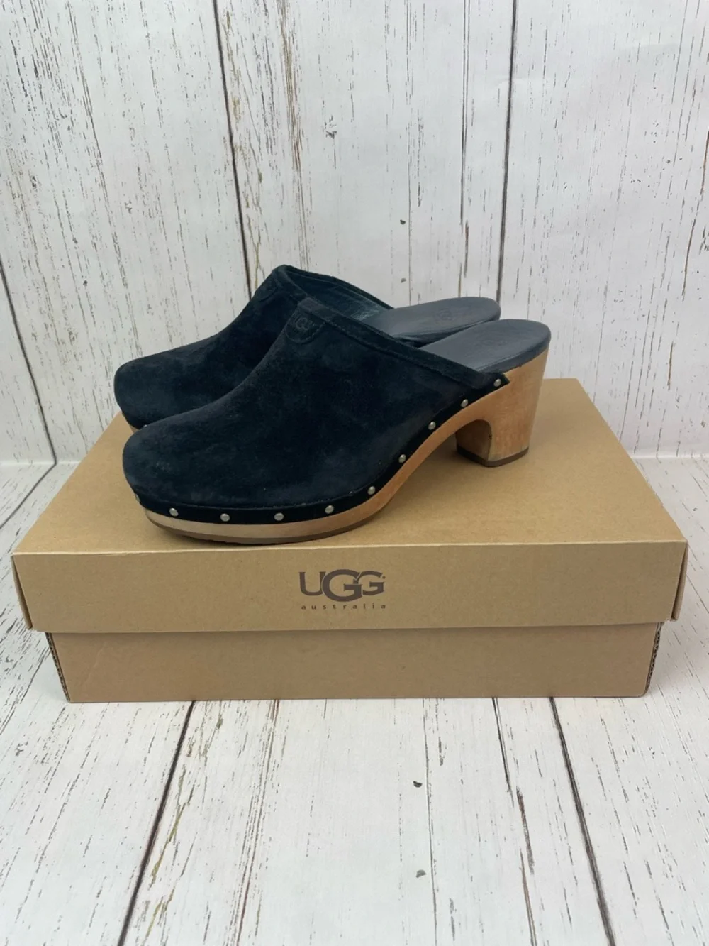 UGG Abbie Clog - Picture 3 of 16
